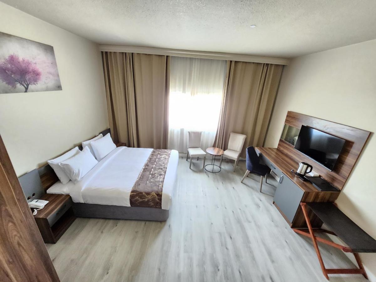 The Saj Hotel Ajman Exterior foto