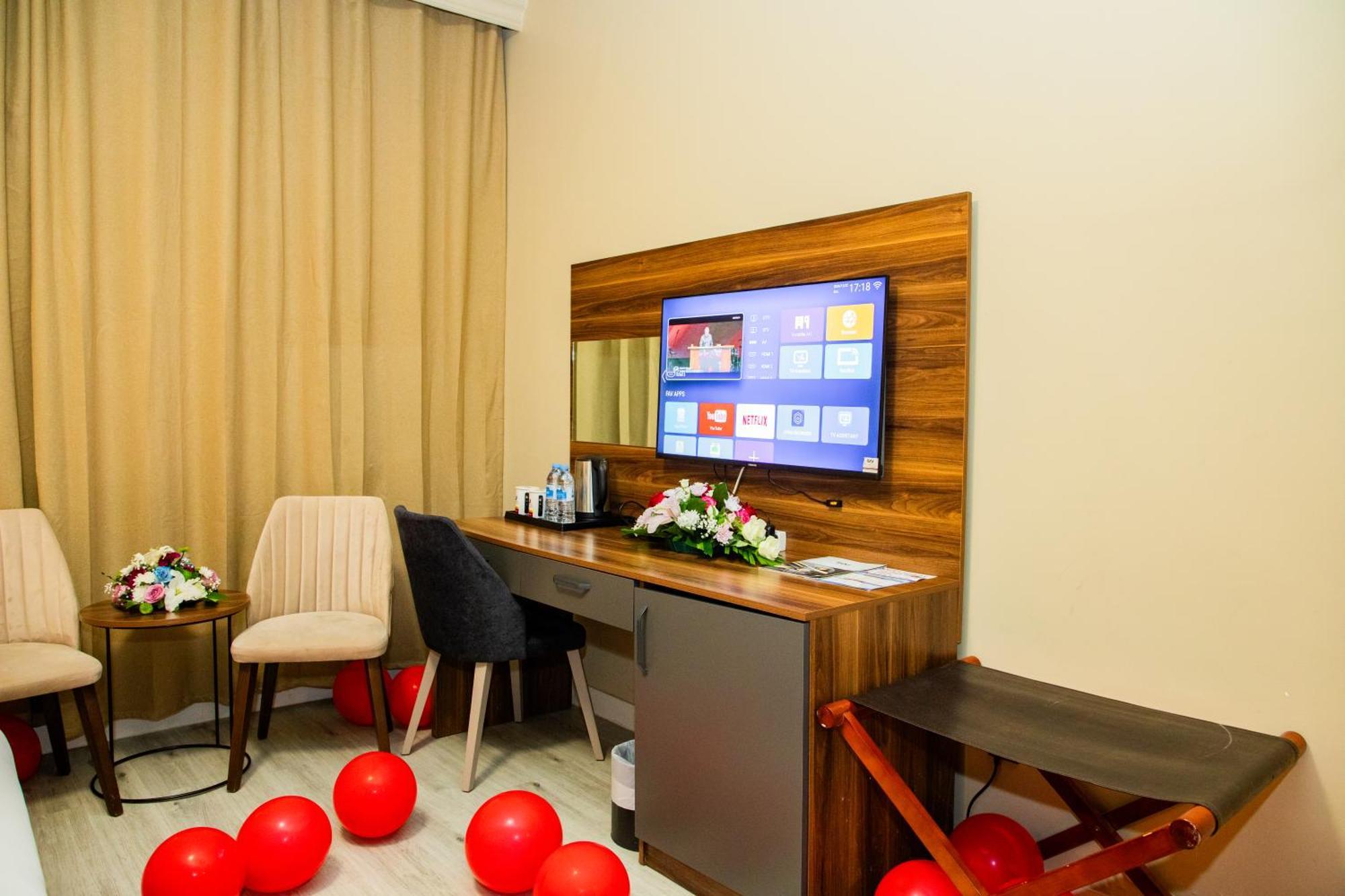 The Saj Hotel Ajman Exterior foto